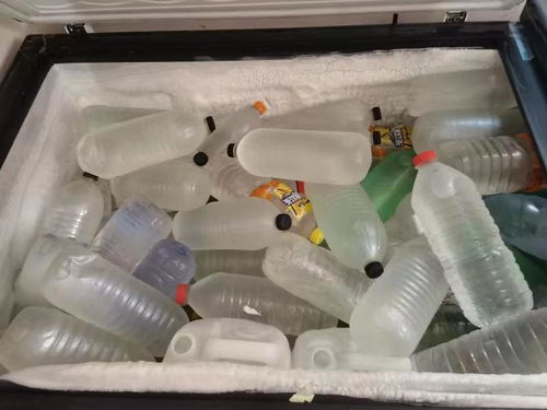 原料堆地 水不消毒 一无证奶茶制品黑工厂被捣毁